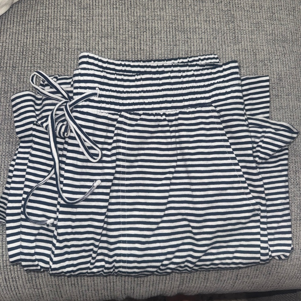 American Eagle drawstring pants